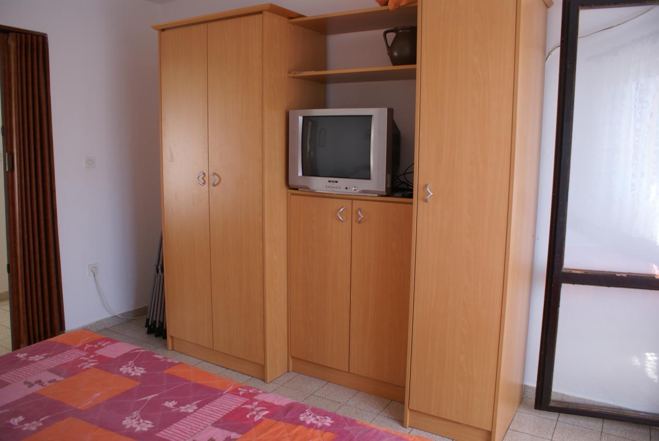 Apartment Ana M Krk Town Exterior photo